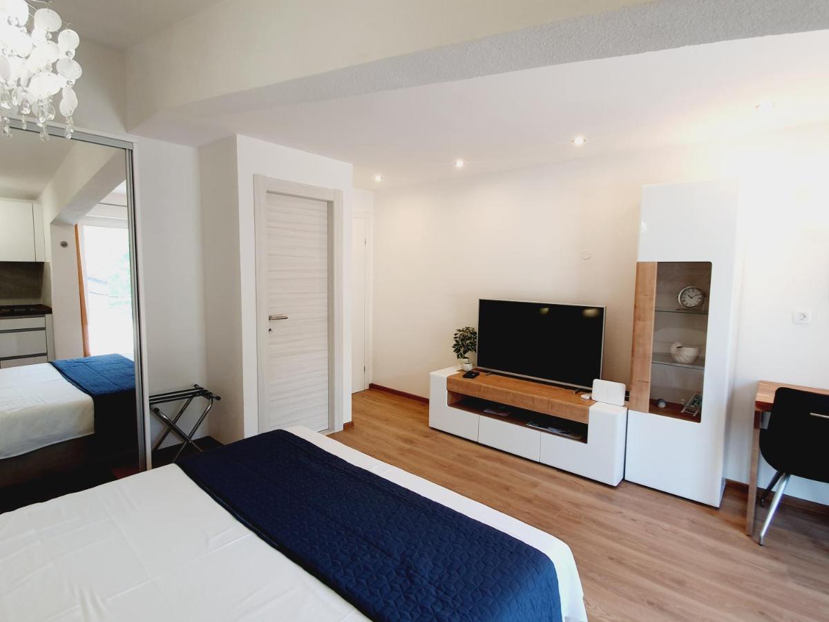 White House Apartments Dugi Rat Kültér fotó