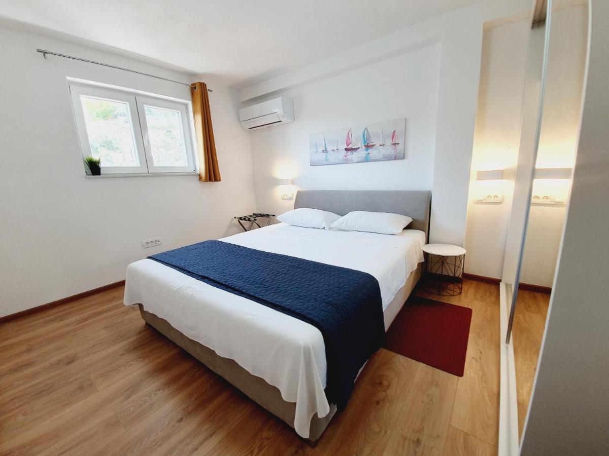 White House Apartments Dugi Rat Kültér fotó