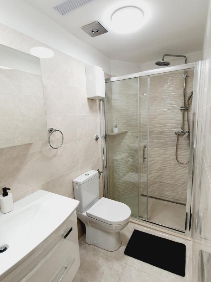 White House Apartments Dugi Rat Kültér fotó