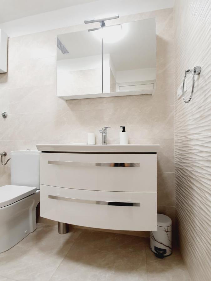 White House Apartments Dugi Rat Kültér fotó