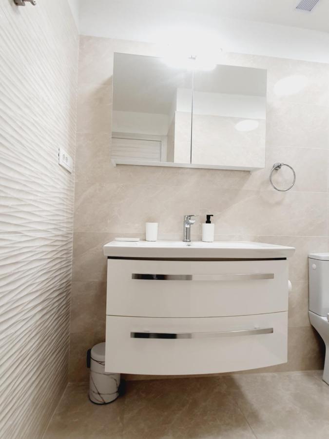 White House Apartments Dugi Rat Kültér fotó