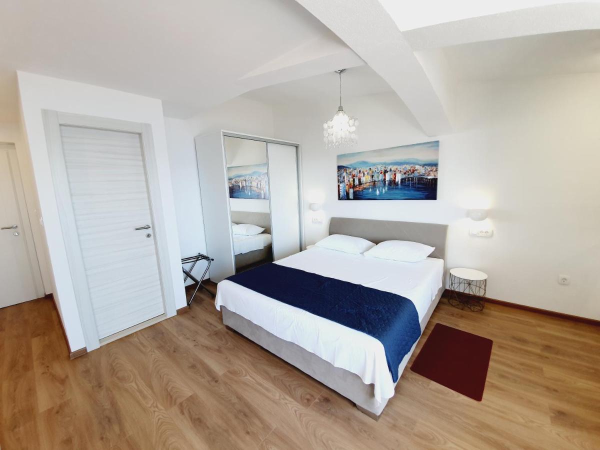 White House Apartments Dugi Rat Kültér fotó